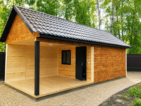Баня 3,3х8 из профилированного бруса с террасой — фото 2